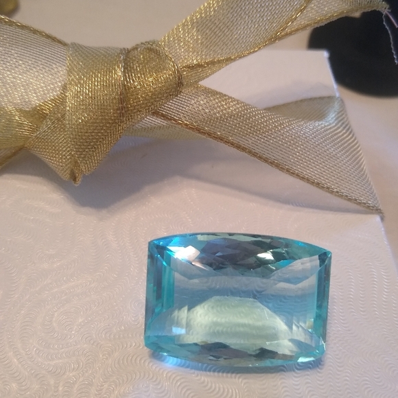 60.99 Carats Aquamarine Gemstone Fancy Cut